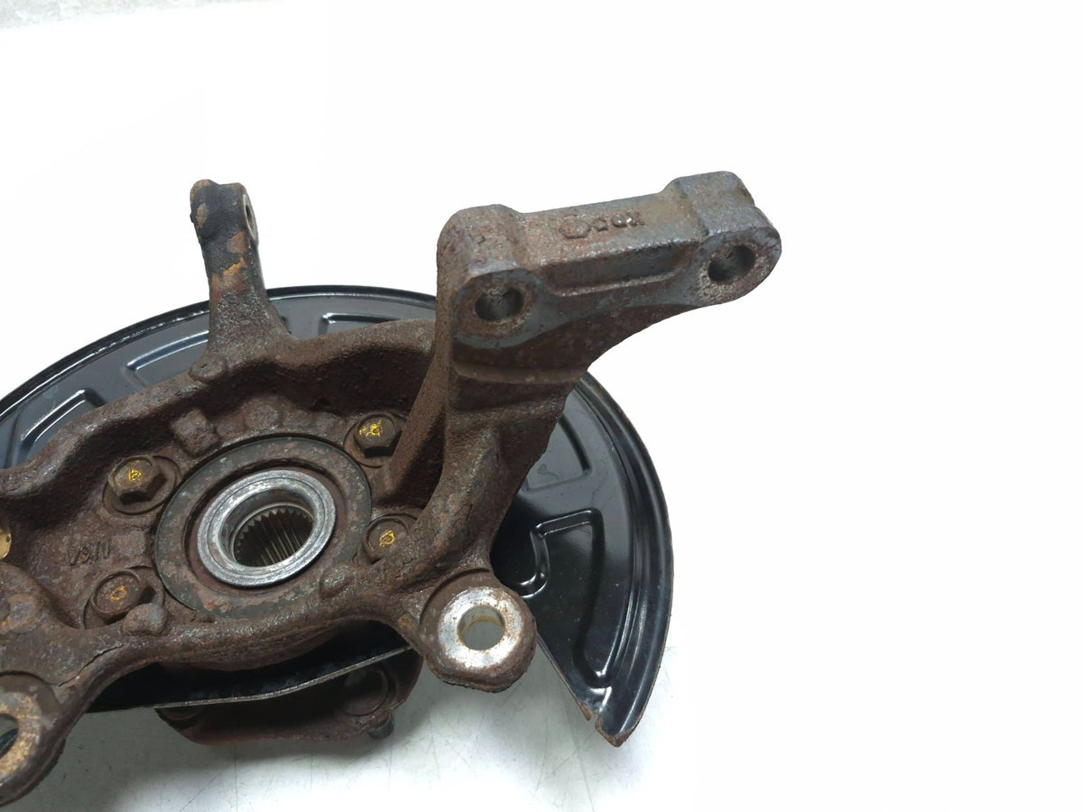 2015 Nissan Sentra Front Spindle Knuckle W/hub Left Driver Side OEM