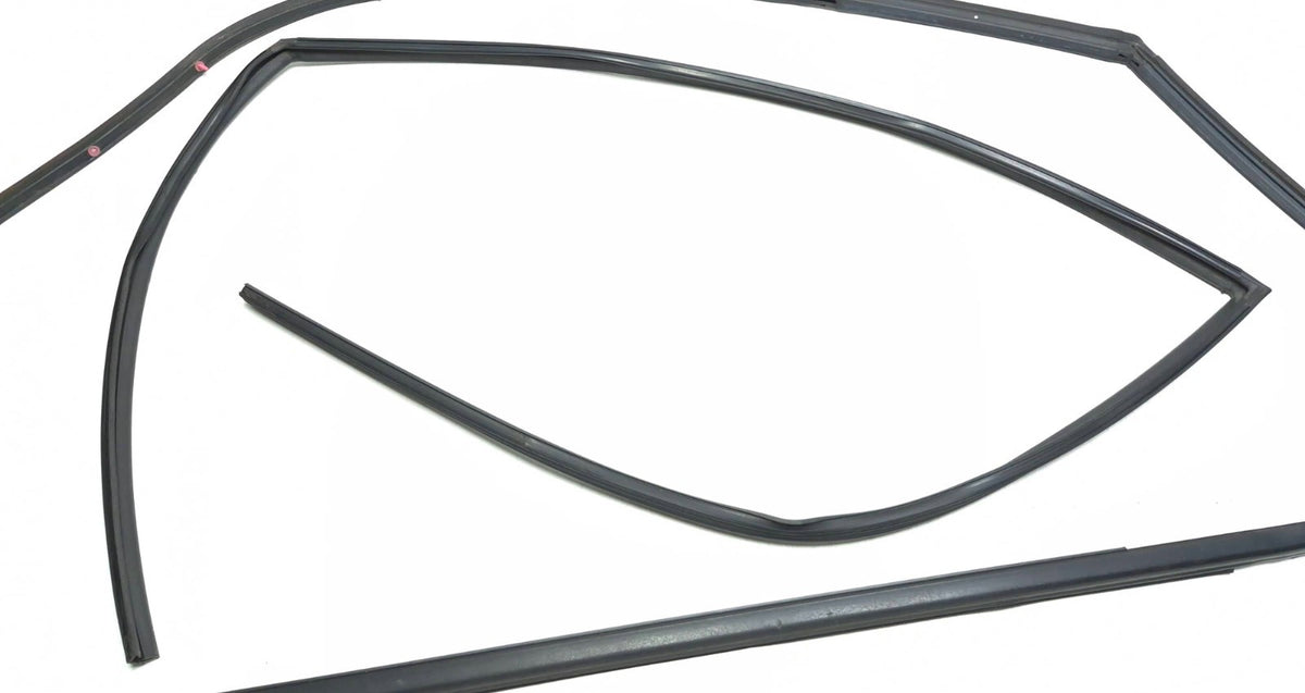 2007 Honda Fit Front Door Weatherstrip Seal Driver Side Left 3pcs OEM