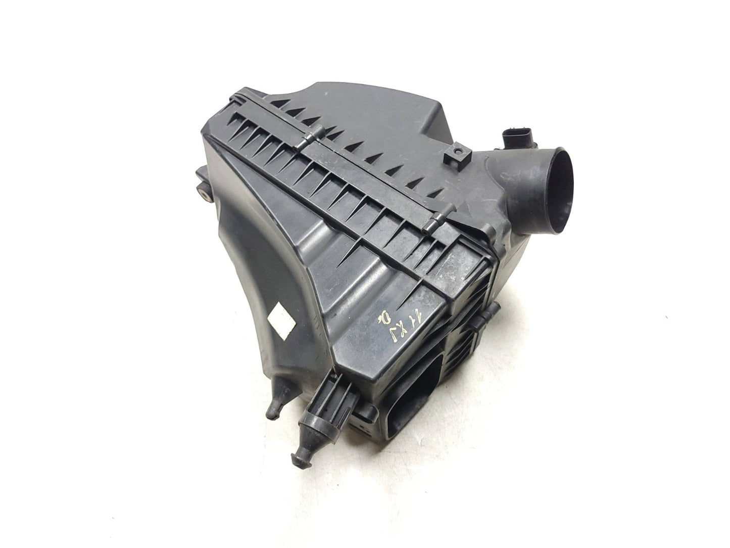 2010 - 2013 Jaguar XJ Air Filter Housing Box Left & Right OEM