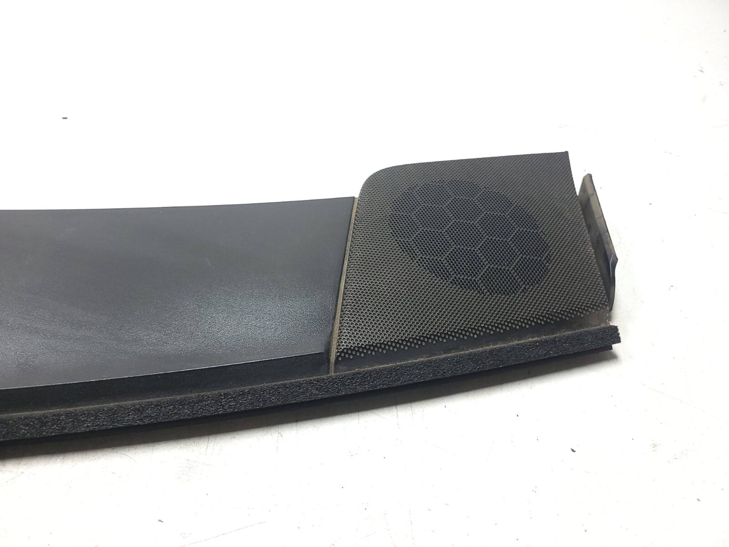 2014 - 2019 Chevrolet Silverado 1500 Dash Upper Air Defroster OEM