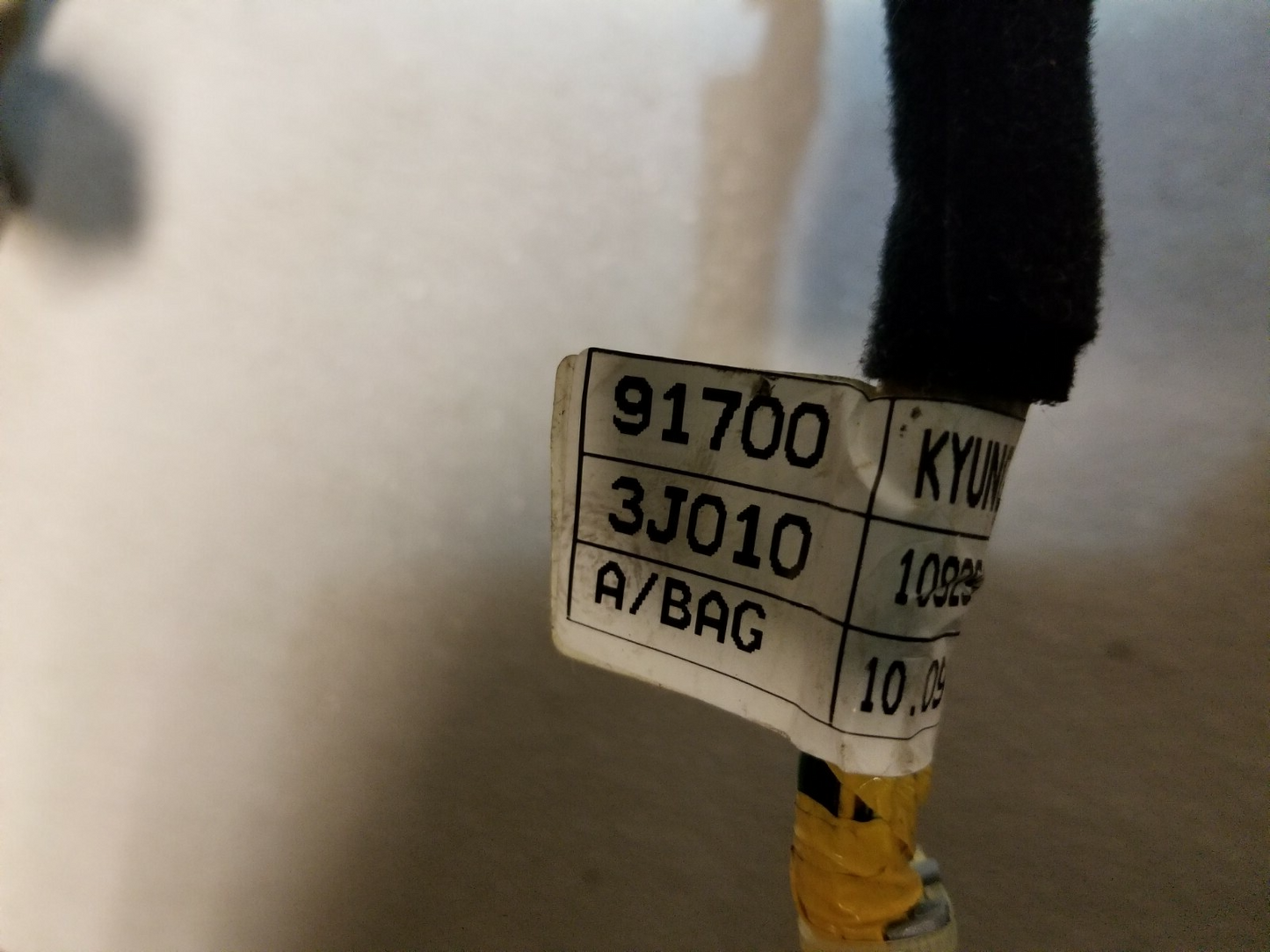 2011 Hyundai Veracruz Interior Floor Wiring Harness OEM