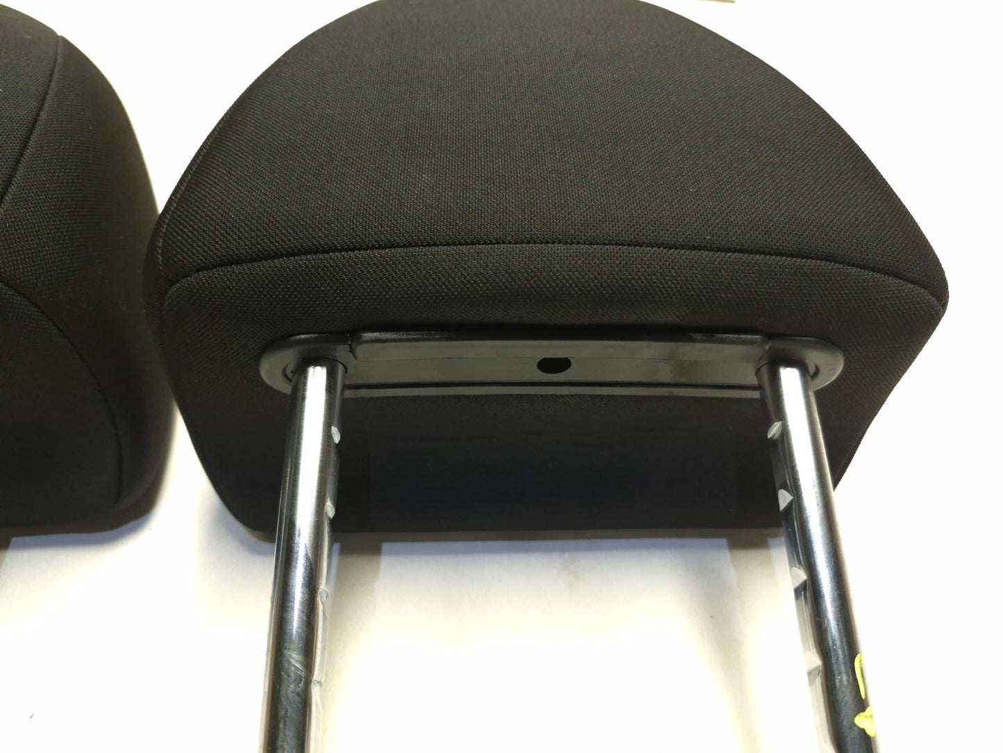 2019 Hyundai Kona Front Seat Headrest Left & Right Pair OEM