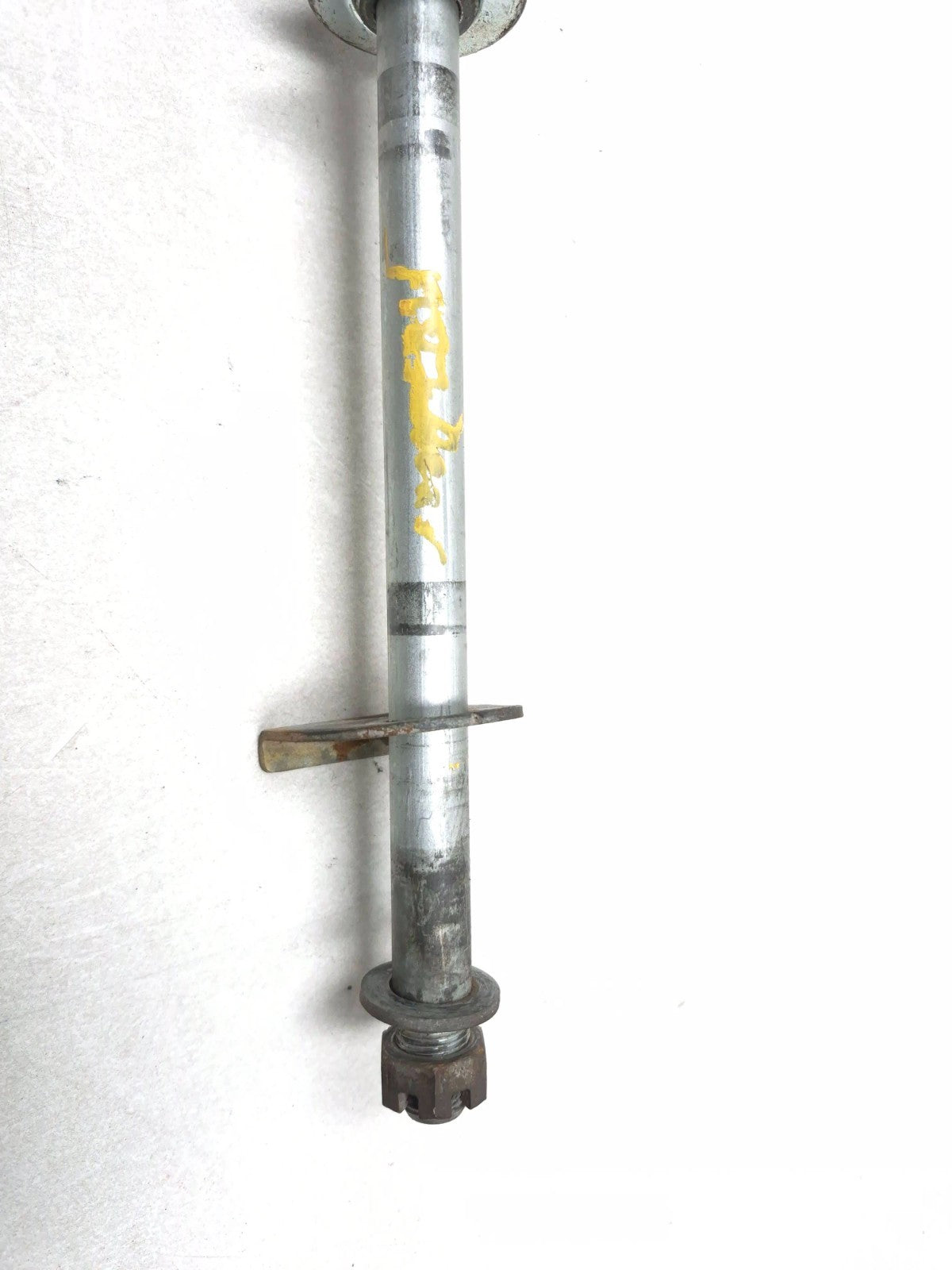 1993 Suzuki Gsx 600 Fp Katana Front & Rear Axles Wheel With Swingarm Bolt OEM