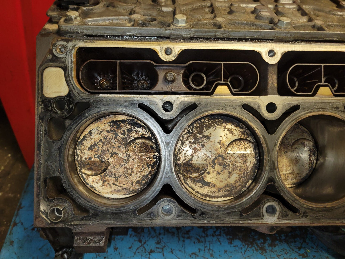 2013 Chevrolet Suburban Engine Cylinder Block 5.3l OEM