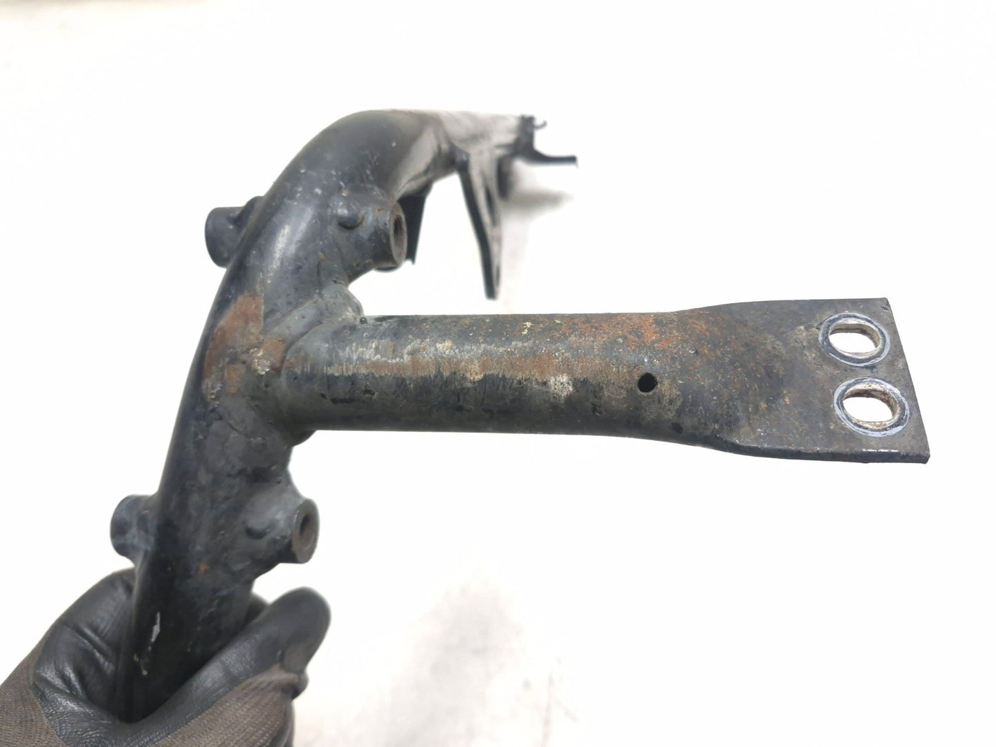 2005 Suzuki C50 Boulevard Engine Support Cradle Bar Rail OEM
