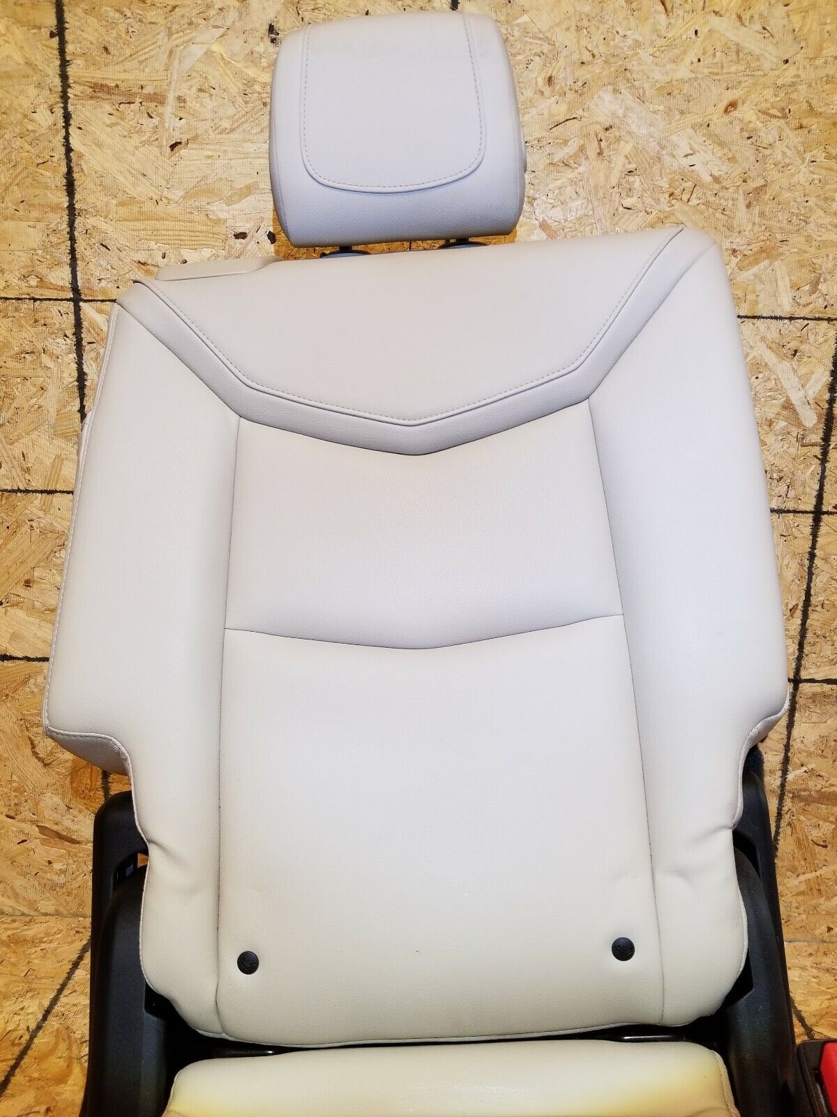 17 18 19 20 Cadillac Xt5 Rear Seat Passenger Right OEM 34k