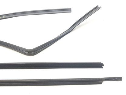 2016 Dodge Durango Rear Door Window Belt Seal Driver Side Left OEM