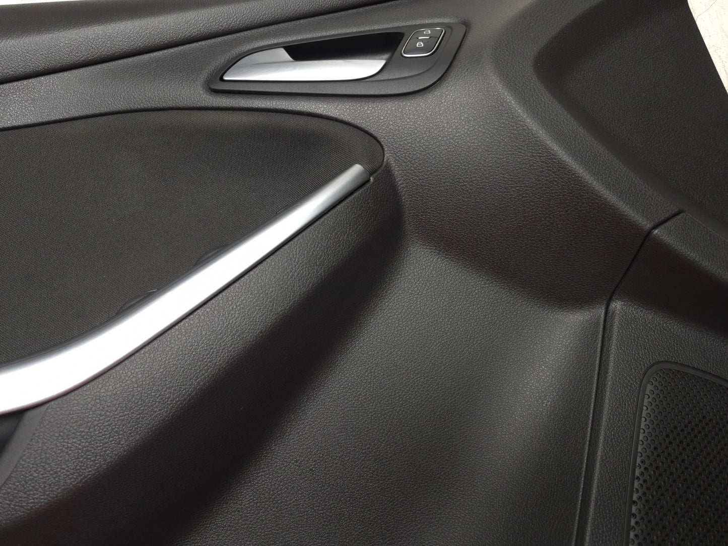 2017 Ford Focus St Front Door Interior Trim Panel Left & Right Pair OEM