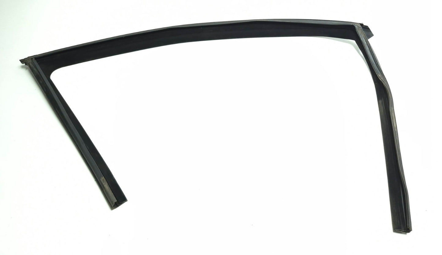 2011 Mercedes S400 W221 Front Right Passenger Door Weatherstrip Seal 4pcs OEM