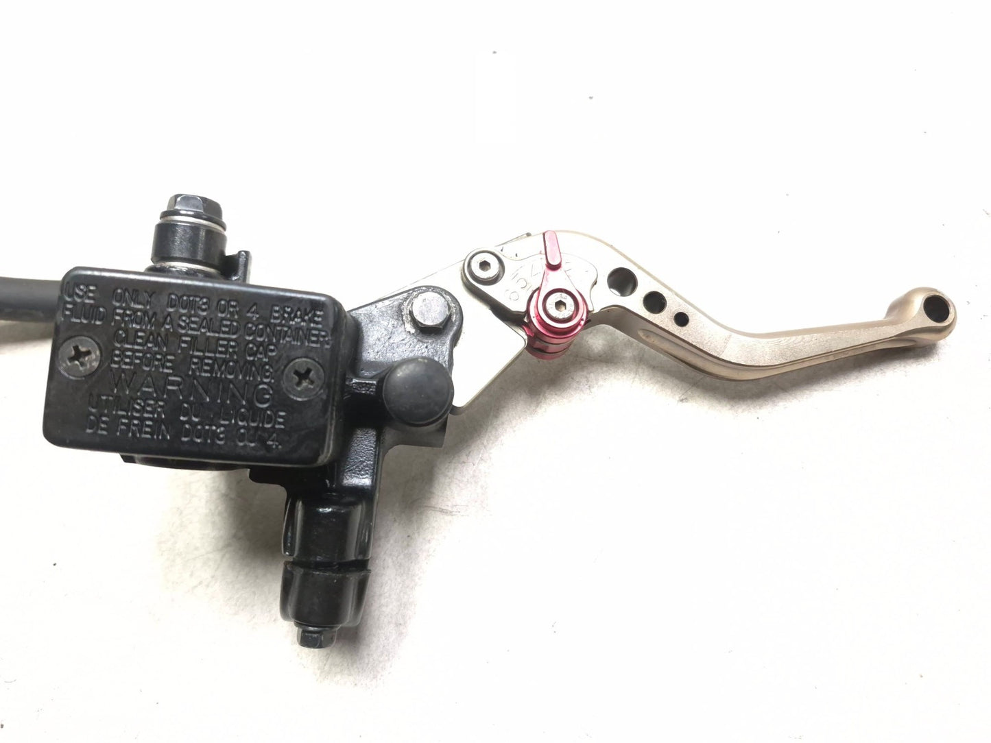 2014 Kawasaki Ninja 300 Ex300a Front Master Cylinder & Brake Caliper Assy OEM