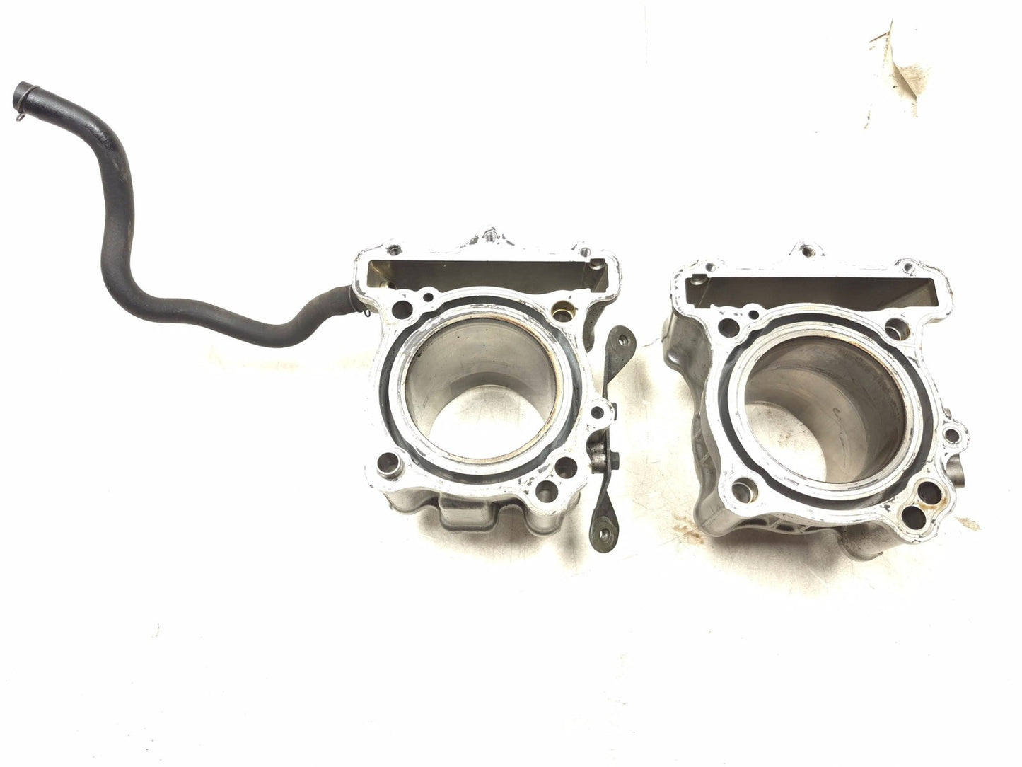 2003 Suzuki Sv650 Engine Cylinder Front & Rear Pair OEM