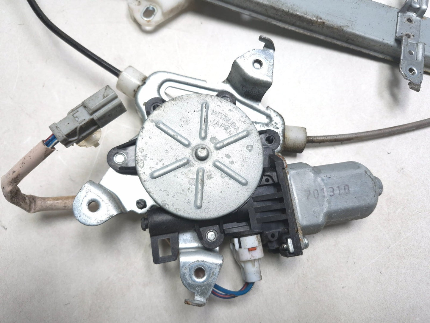 2007 Honda Fit Rear Door Window Regulator Motor Driver Side Left OEM