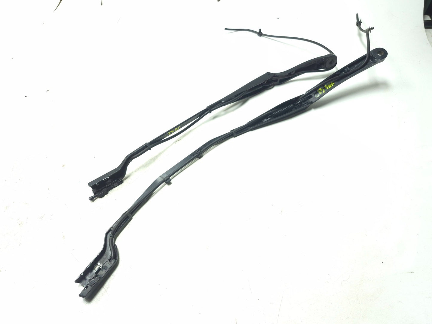 2019 Tesla Model 3 Front Windshield Wiper Arm Left & Right OEM