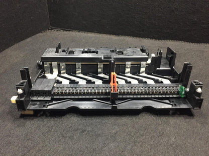 06 07 08 09 BMW X3 E83 Front Right Power Electrical Fuse Box Panel OEM D34
