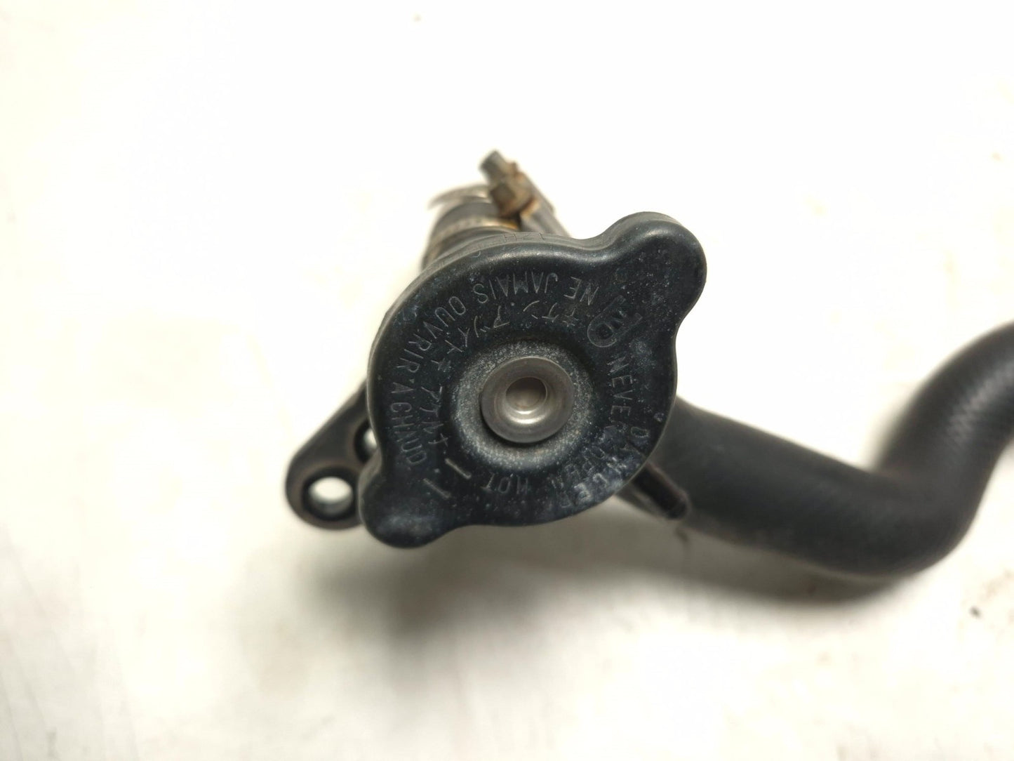 2007 Kawasaki Ninja 250 Ex250 F Coolant Hose Pipe W/ Thermostat OEM