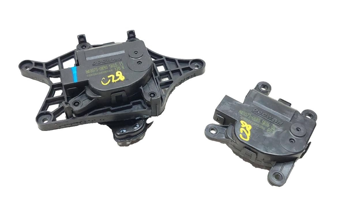 2016 Hyundai Accent Heater Blend Door Actuator Motor OEM H40073-0890