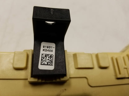 2020 Hyundai Venue Interior Cabin Fuse Box OEM