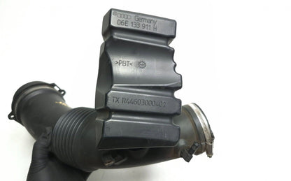 2010 Audi A5 3.2l Air Intake Hose 06e 911 133 H OEM
