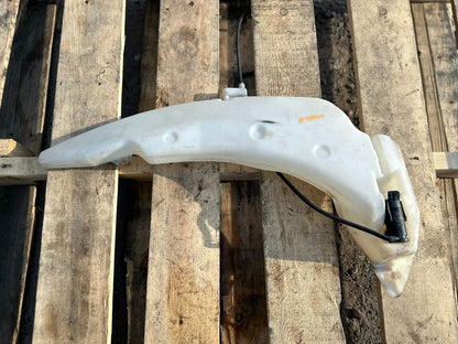 2011-2013 Ford Transit Connec Washer Fluid Reservoir OEM 2t14-17618-ae