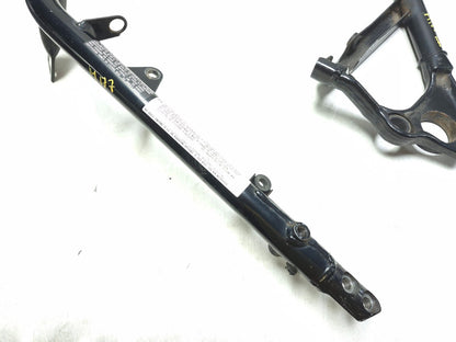 2004 Suzuki Intruder Volusia Vl800 Lower Frame Mount Bracket Pair OEM