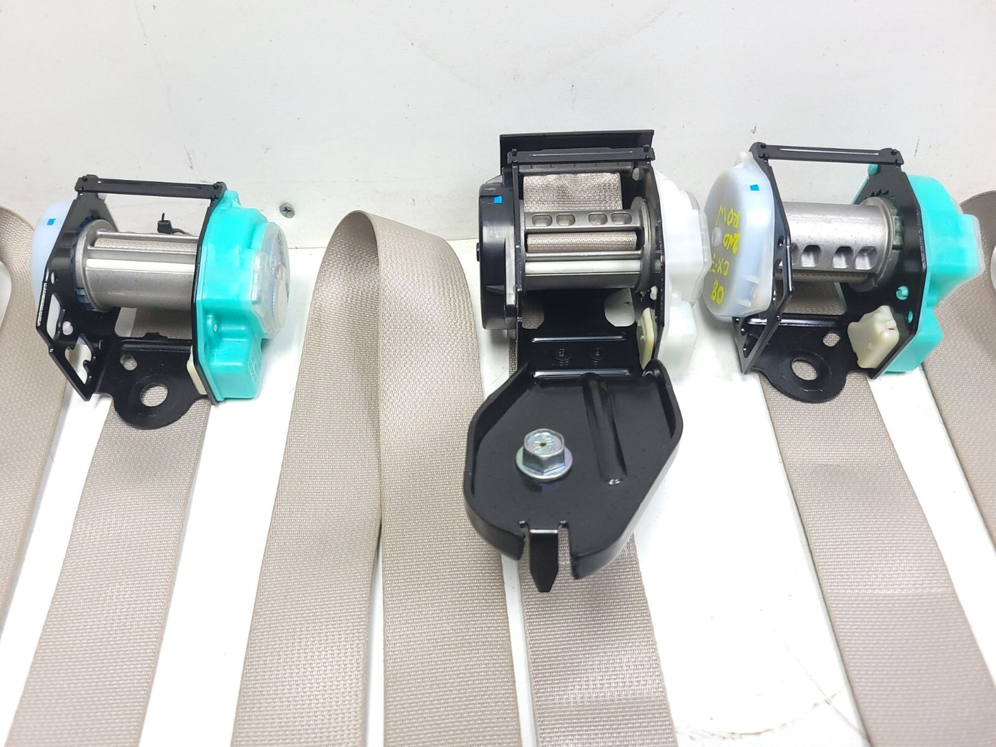2009 Mazda Cx-7 2nd Row Seat Belt 3pcs OEM
