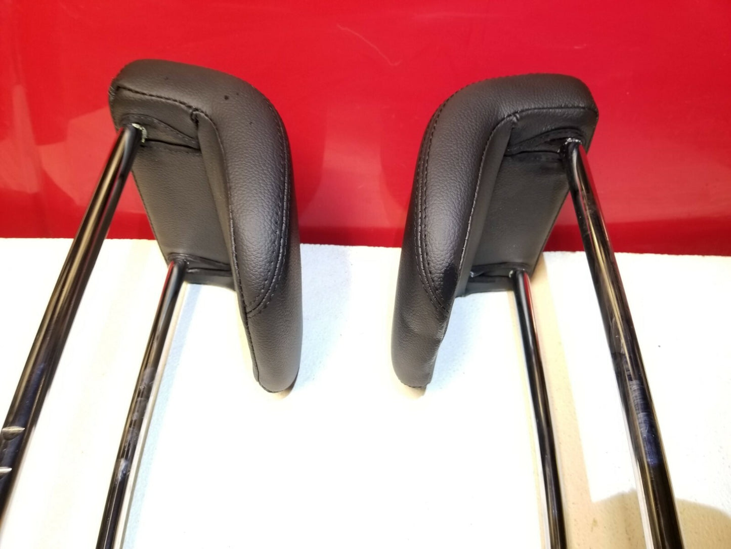 2010 Mercedes-benz R350 Seat Headrest 3rd Row Pair OEM