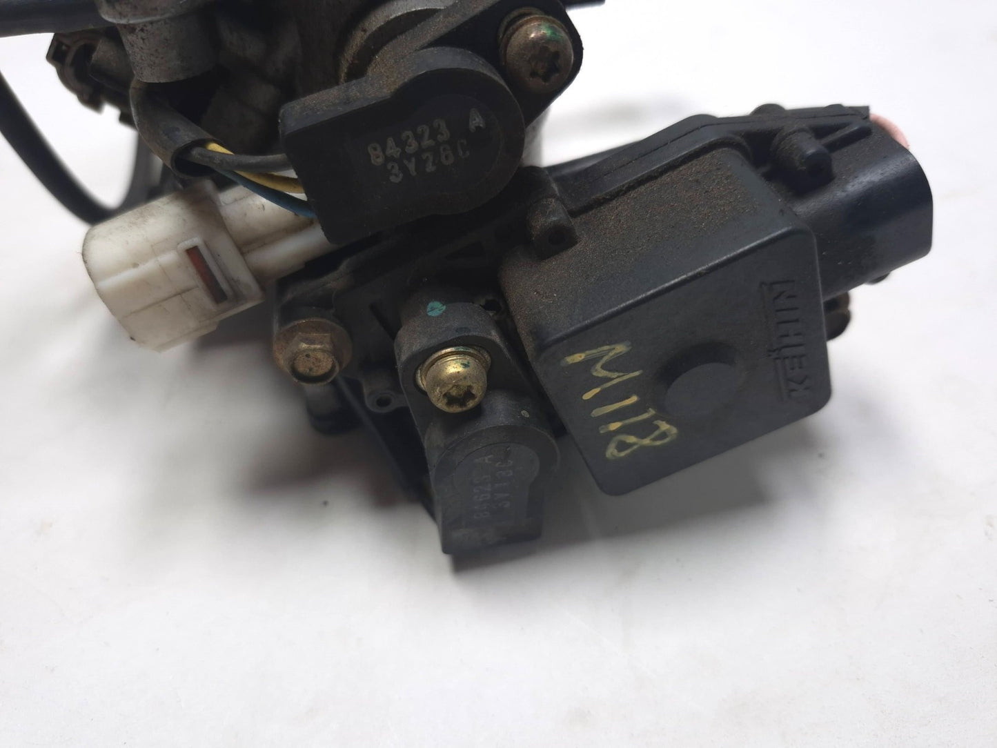 2004 Kawasaki Vulcan 2000 Throttle Body & Manifold Intake Assy OEM