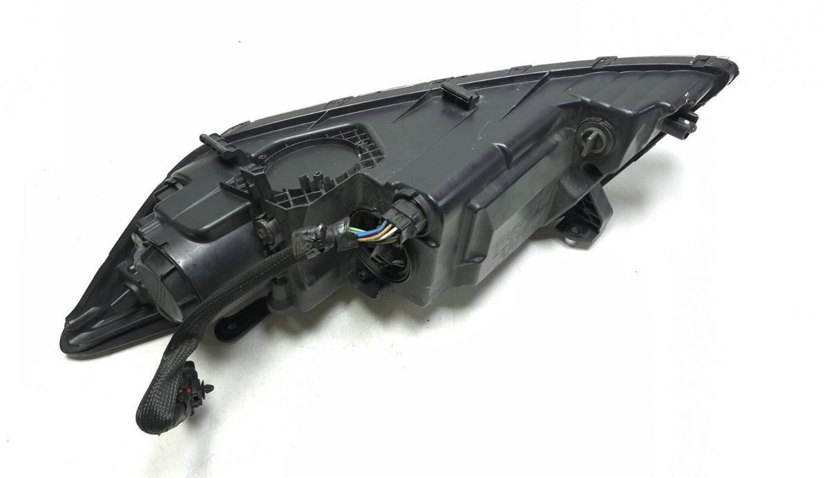 2015 Kia Optima Headlight Passenger Side Right 921022t550 OEM