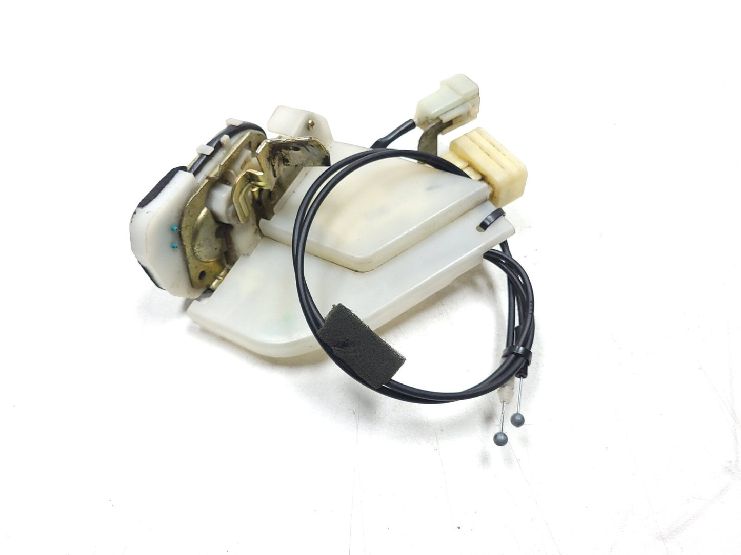 1998-2005 Lexus Gs GS300 Door Lock Actuator Rear Driver Side Left OEM