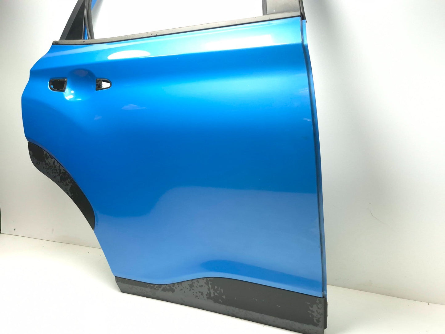 2019 Hyundai Kona Rear Door Shell Passenger Side Right OEM