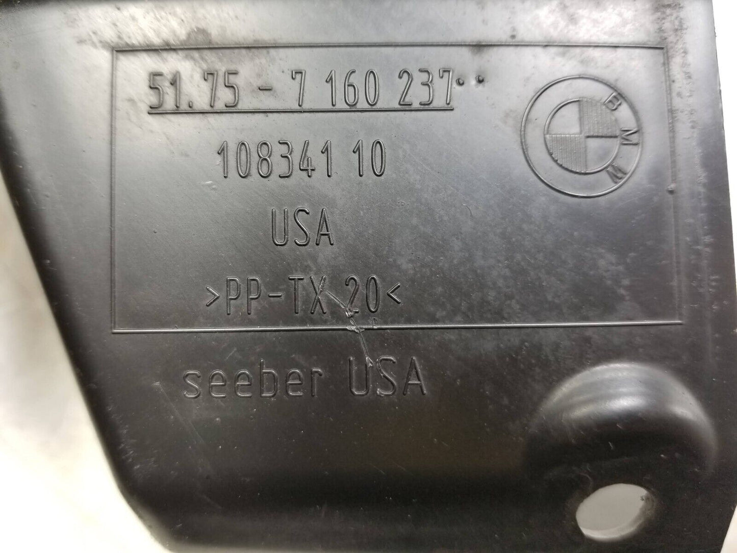 2007 - 2013 BMW X5 X6 E70 X5 X6 Steering Gear Top Cover Shield Panel  2pcs OEM