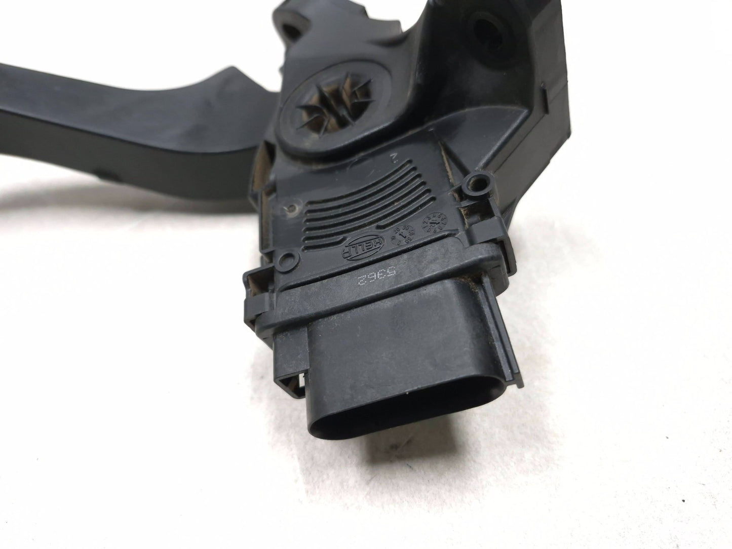 2013 Ford Transit Connect Accelerator Pedal OEM