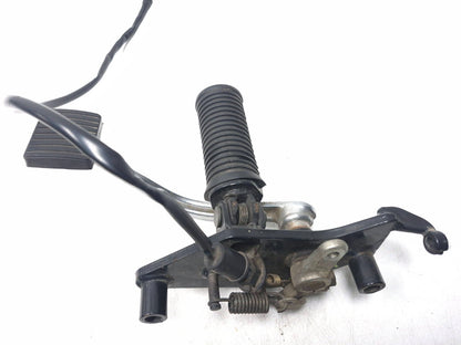 2004 Kawasaki Vulcan 800 Vn800 Front Right Foot Peg & Bracket W/ Brake Pedal OEM