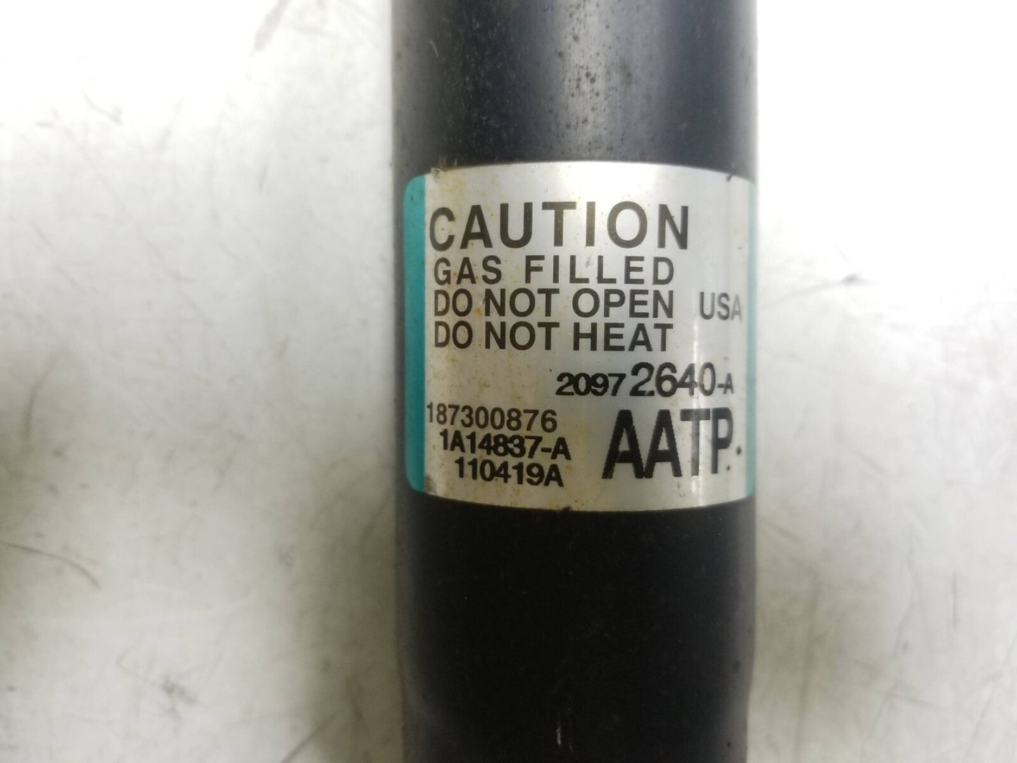 2010 - 2016 Cadillac SRX Shock Strut Absorber Rear Left & Right OEM