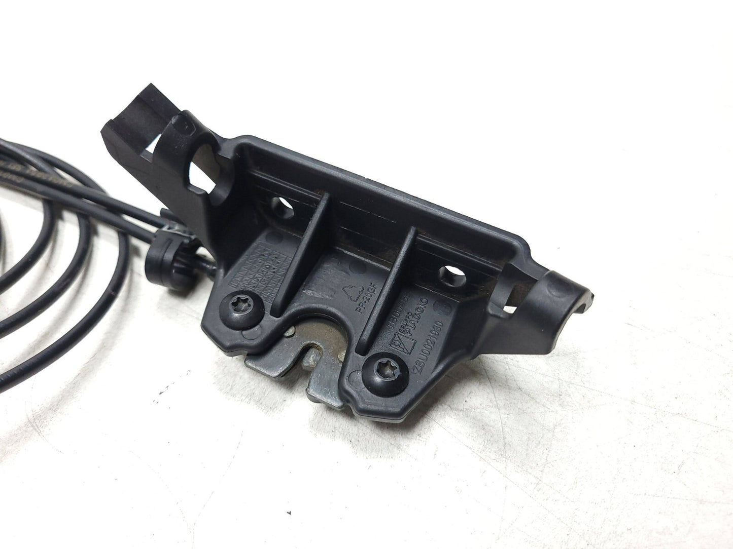 2016 - 2025 Vespa Primavera 150 Seat Lock & Cable OEM