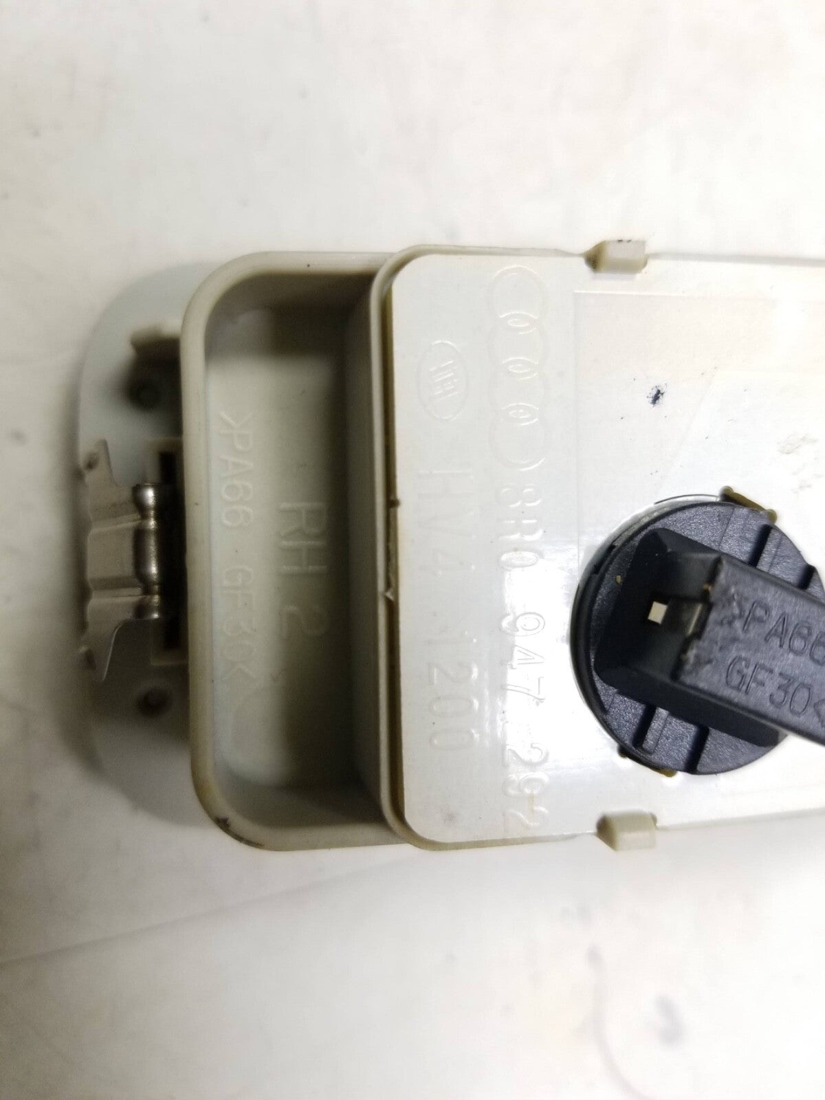 2009 - 2017 Audi Q5 Rear Interior Overhead Reading Map Dome Light Pair OEM