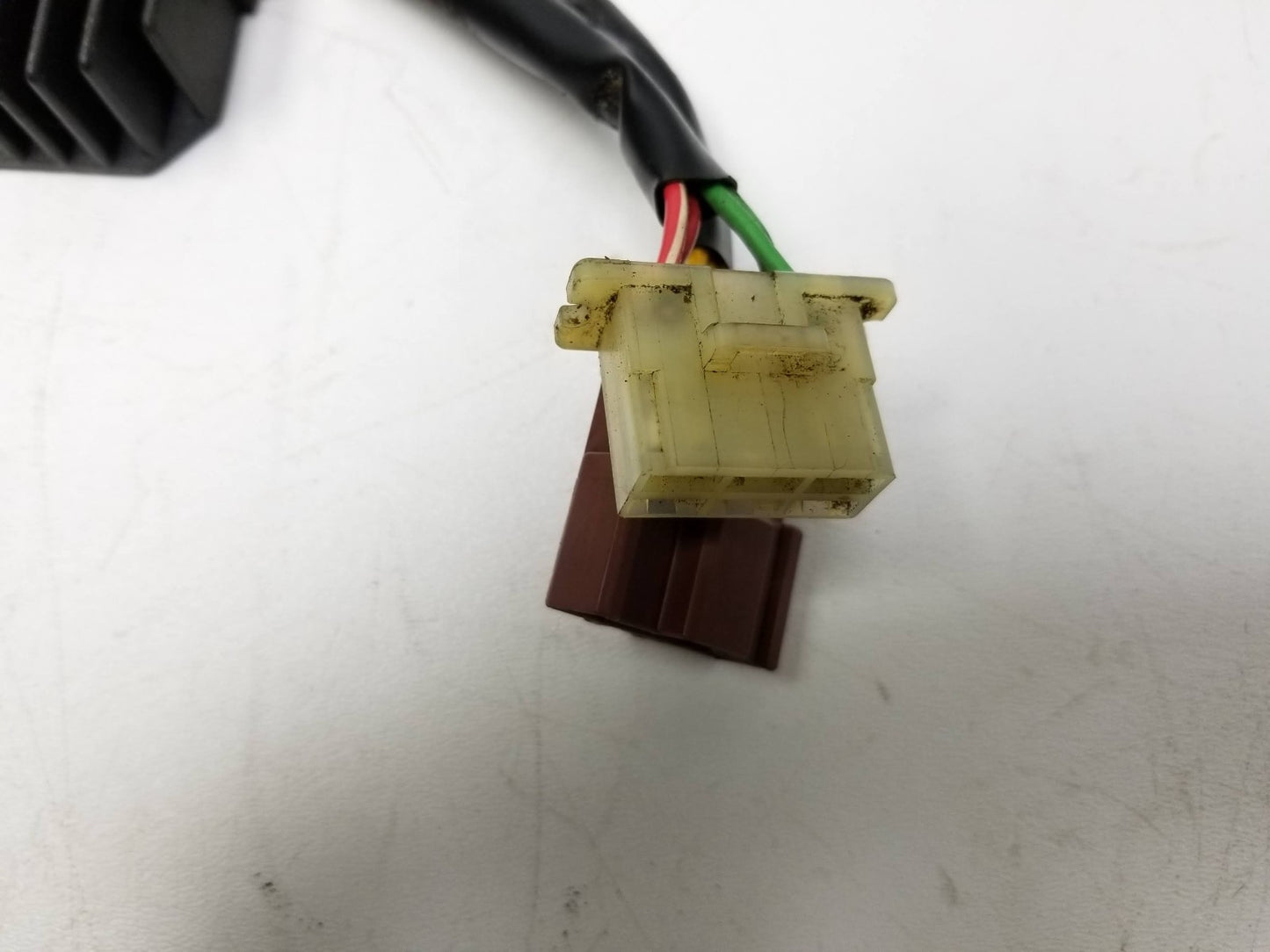 2002 Aprilia Rst 1000 Futura Voltage Regulator OEM