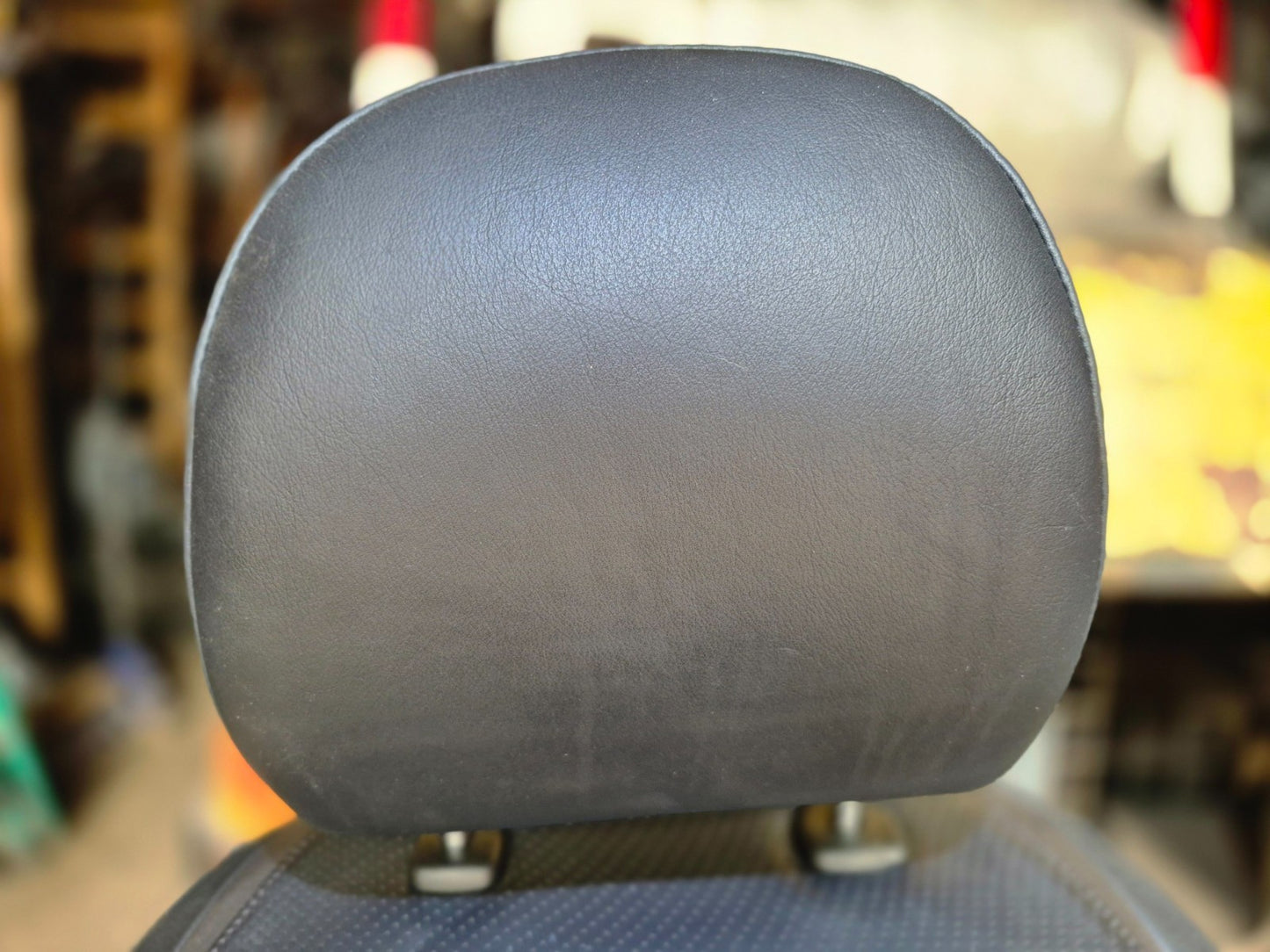 2010 Lexus Hs250h Front Seat Left & Right Pair OEM