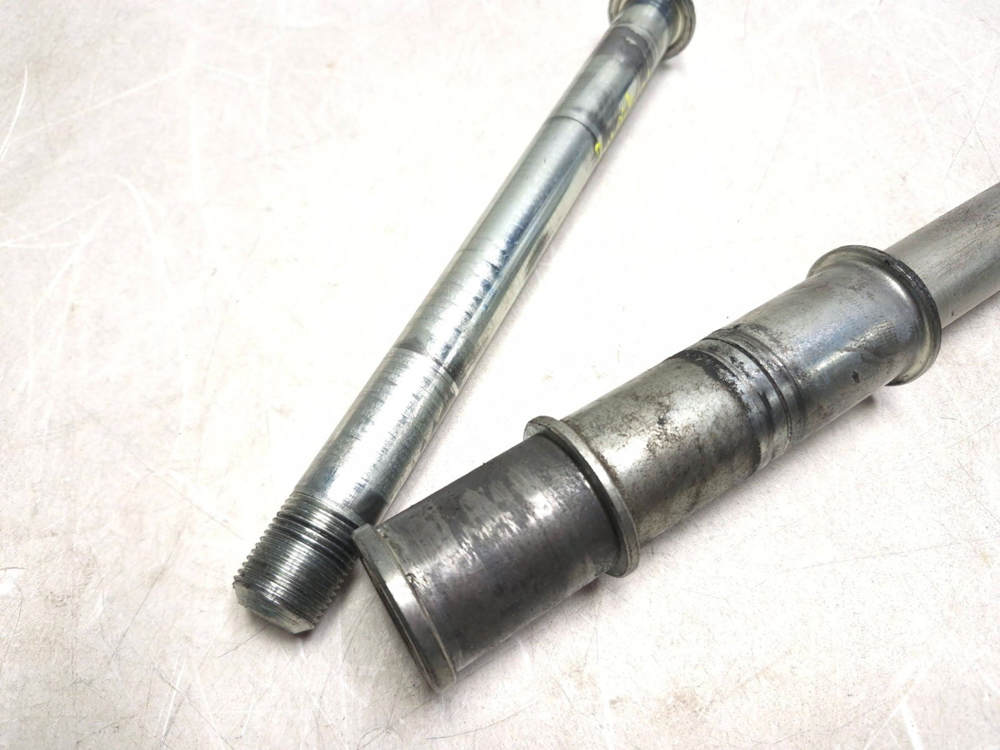 2003 Kawasaki Vulcan Vn1600 Rear & Front Wheel Axle & Swingarm Bolt 3 Pcs OEM