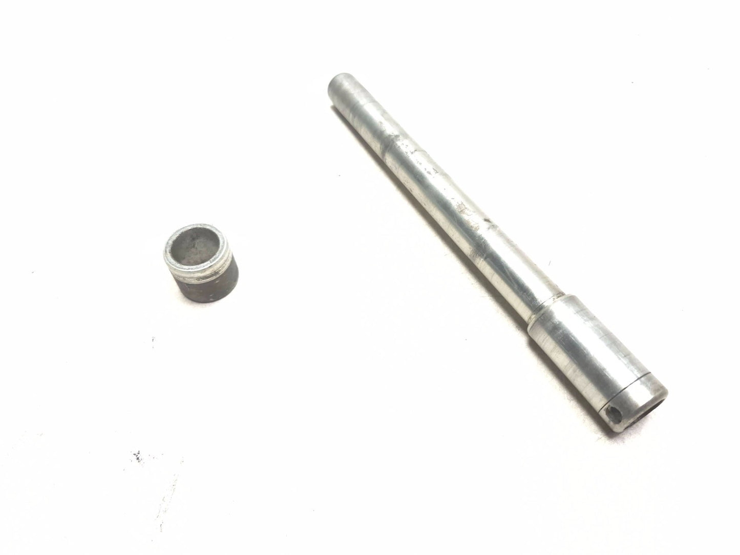 1998 Honda Cb750 Nighthawk Front Wheel Axle OEM