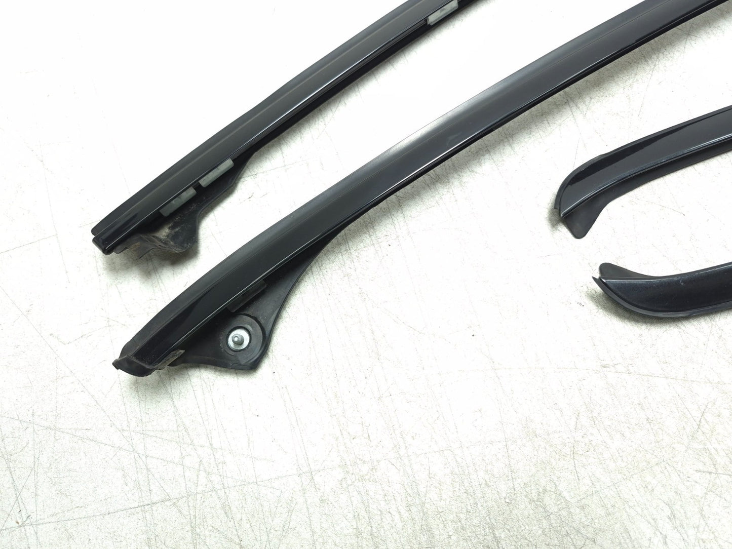 2008 BMW X6 E71 Front Windshield Drip Trim Molding Left & Right 4pcs OEM