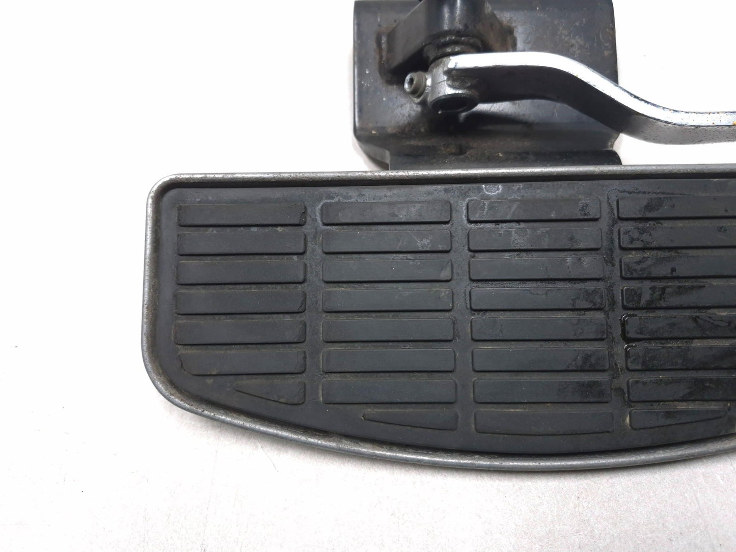 1999 Suzuki Intruder 1500 Right Footpeg & Brake Pedal Assy OEM