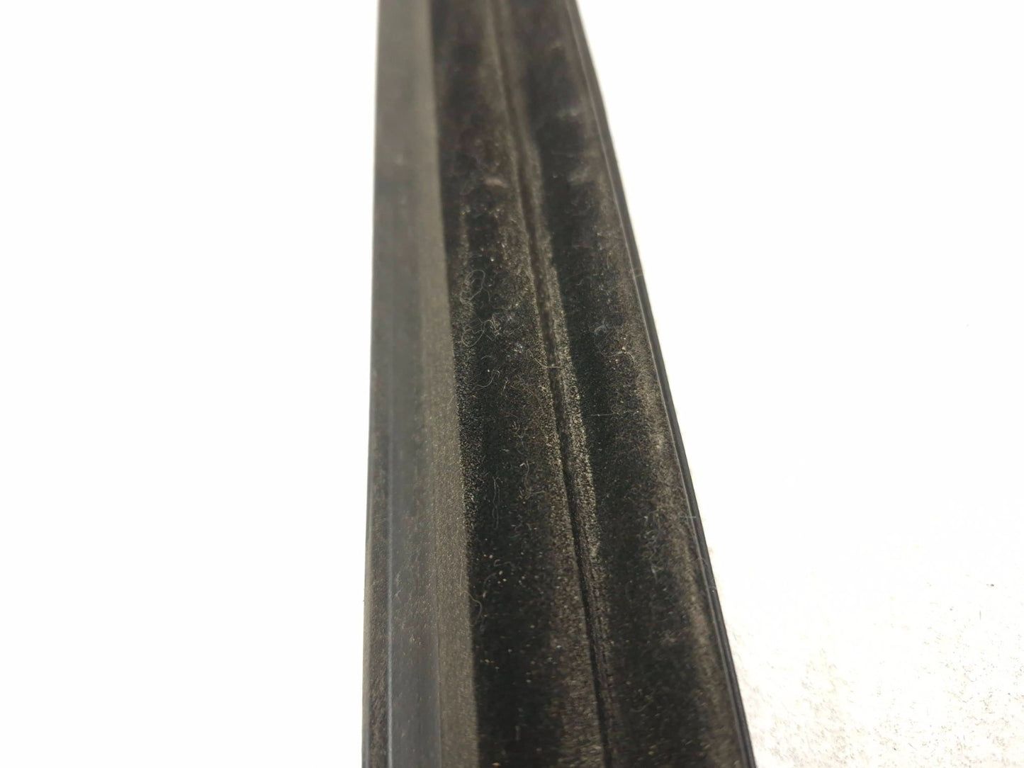 2017 Dodge Journey Front Door Weatherstrip Seal Driver Side Left 4pcs OEM