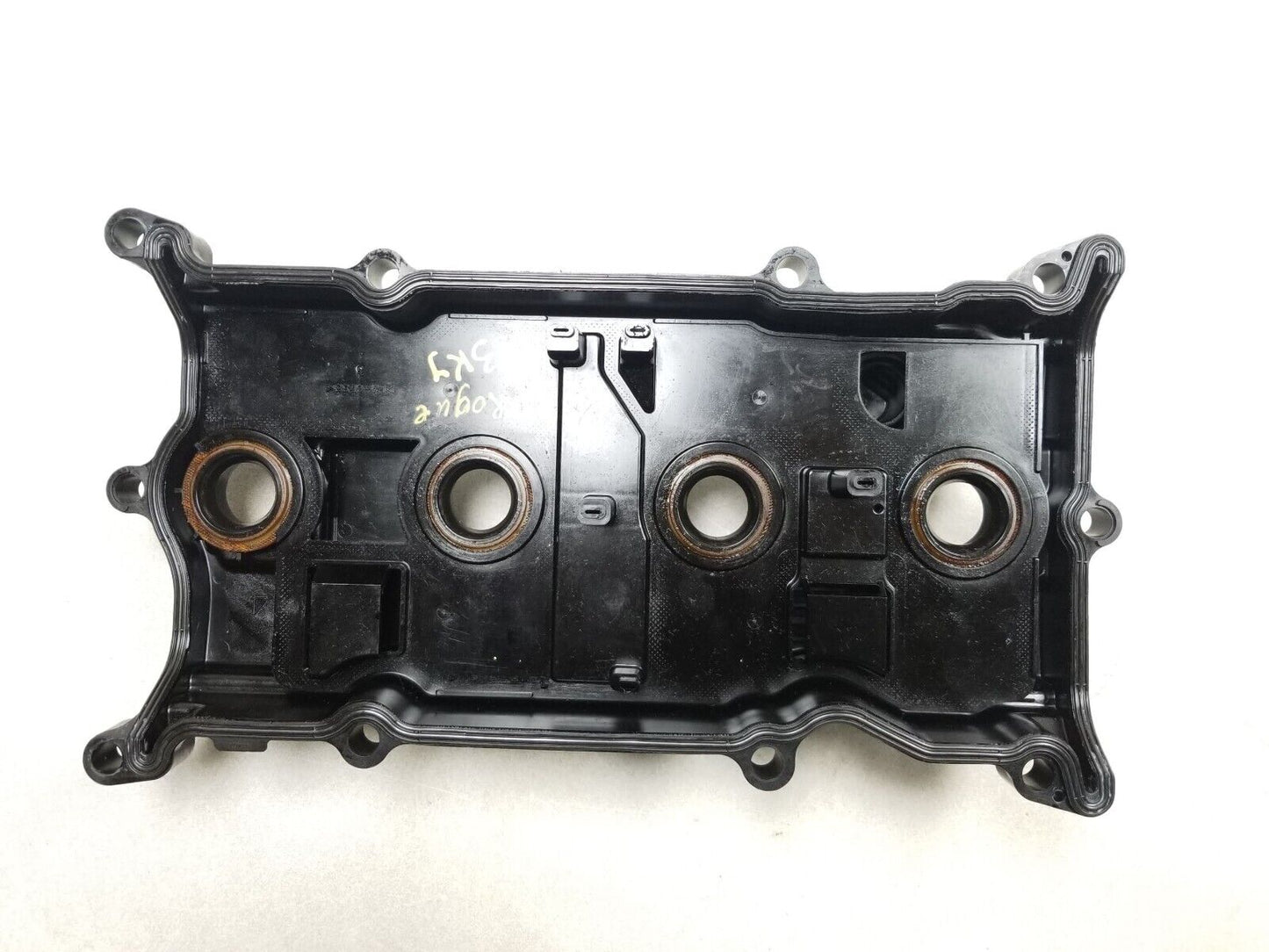 2013 - 2017 Nissan Rogue Engine Valve Cover OEM