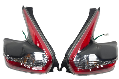 2015 Nissan Juke Tail Light Left & Right Pair OEM