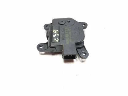2014 Hyundai Accent HVAC Vent Actuator Flap Motor OEM