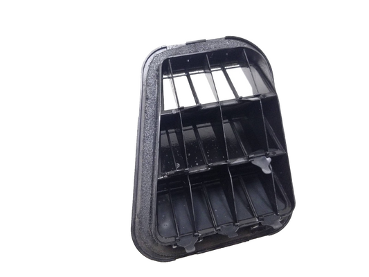 2014 - 2019 Kia Soul Rear Quarter Pressure Vent Flap OEM