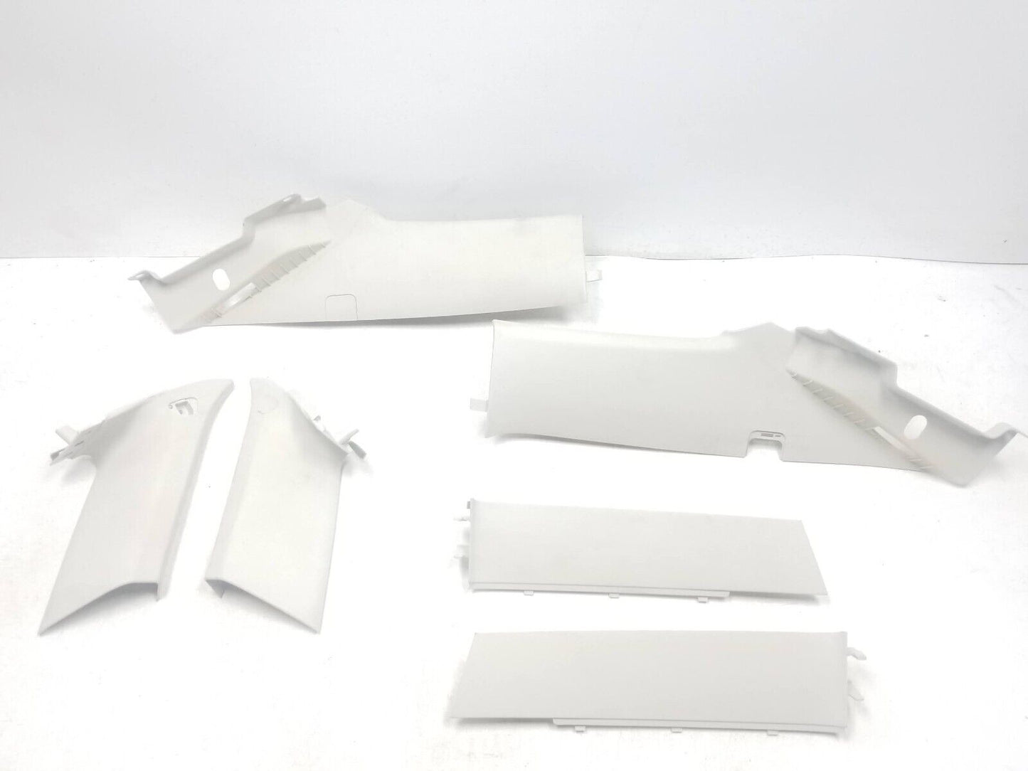 12 - 14 Ford Focus Tailgate Trim Panel Cover 6pcs OEM