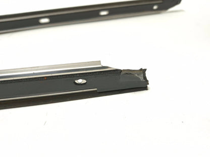 2020 Dodge Challenger 5.7l Front Upper Door Seal Weatherstrip Molding Pair OEM