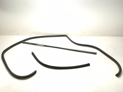2012 Hyundai Sonata Front Door Weatherstrip Seal Driver Left 3pcs OEM